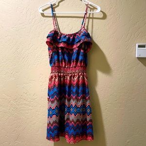 Light slip on dress multicolored with pockets